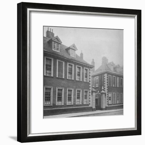 Gateway of Berkeley's Hospital, Worcester, Worcestershire, 1924-Unknown-Framed Photographic Print