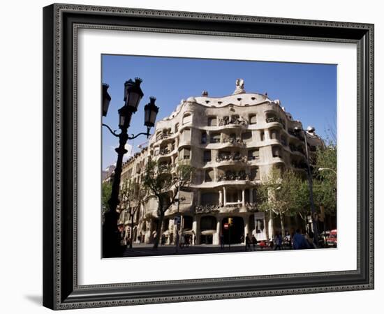 Gaudi's Casa Mila (La Pedrera), Barcelona, Catalonia, Spain-Peter Higgins-Framed Photographic Print