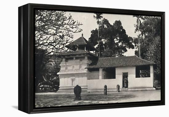 'Gedige Vihara, Kandy (Beispiel eines buddhistischen Tempels im Stile eines Hinduheiligtums, Dewale-Unknown-Framed Premier Image Canvas