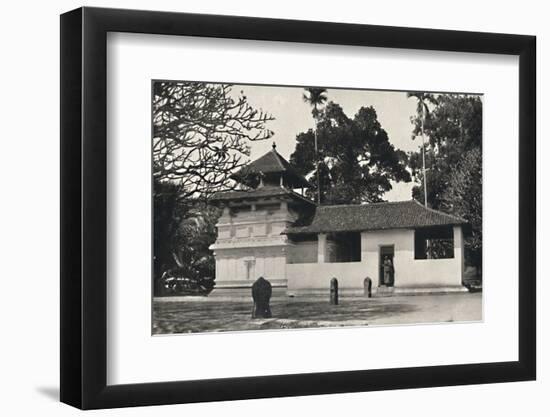 'Gedige Vihara, Kandy (Beispiel eines buddhistischen Tempels im Stile eines Hinduheiligtums, Dewale-Unknown-Framed Photographic Print