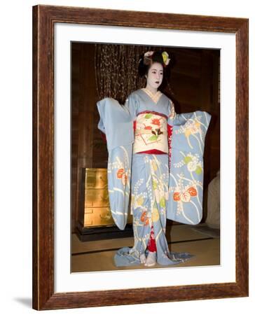 Geisha, Maiko (Trainee Geisha) Entertainment, Kyoto City, Honshu, Japan'  Photographic Print - Christian Kober | Art.com