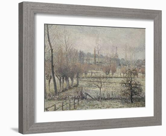 Gelée blanche, matin, dit aussi Effet de neige à Eragny-Camille Pissarro-Framed Giclee Print