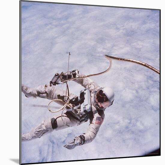 Gemini 4 Astronaut Edward H. White II Floating in Space During First American Spacewalk-James A^ Mcdivitt-Mounted Photographic Print