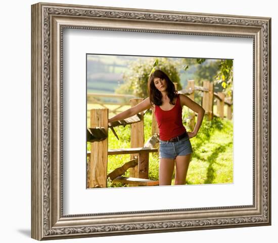 Gemma Arterton - Tamara Drewe-null-Framed Photo