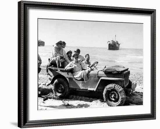 Gen. Douglas Macarthur-null-Framed Photographic Print