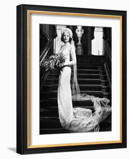 Gene Tierney, 1946-null-Framed Photographic Print