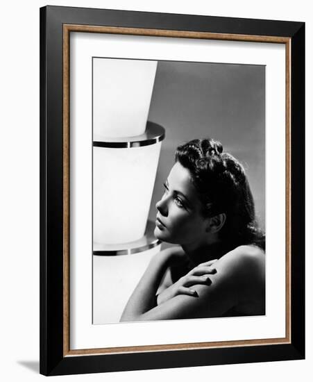 GENE TIERNEY (b/w photo)-null-Framed Photo