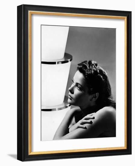 GENE TIERNEY (b/w photo)-null-Framed Photo