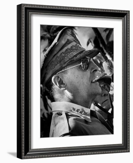 General Douglas Macarthur-null-Framed Photo