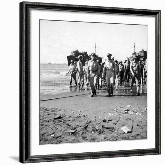 General MacArthur Coming Ashore, Luzon, Phillipines-Carl Mydans-Framed Premium Photographic Print