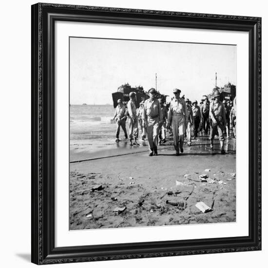 General MacArthur Coming Ashore, Luzon, Phillipines-Carl Mydans-Framed Premium Photographic Print