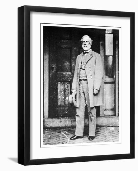 General Robert E Lee, American Confederate Soldier, 1865-MATHEW B BRADY-Framed Giclee Print