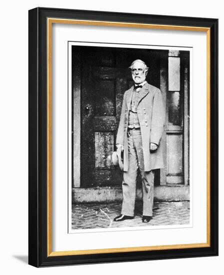 General Robert E Lee, American Confederate Soldier, 1865-MATHEW B BRADY-Framed Giclee Print