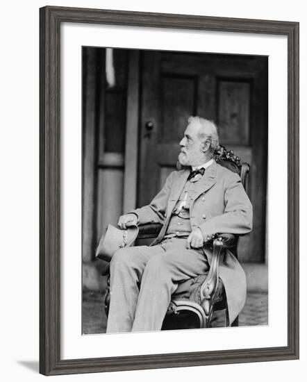 General Robert E. Lee--Framed Photo