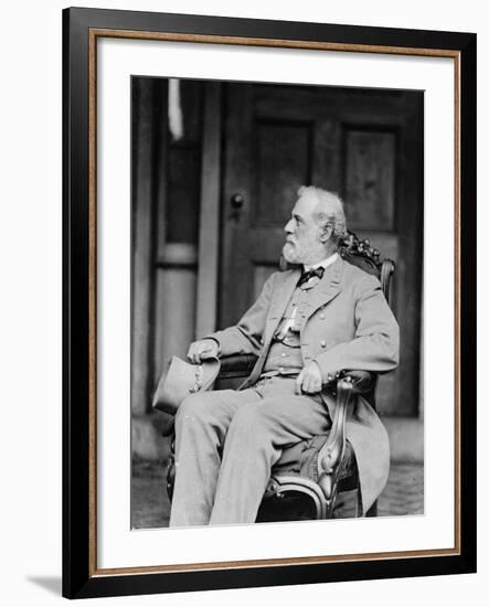 General Robert E. Lee--Framed Photo