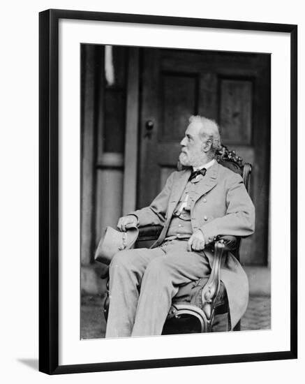 General Robert E. Lee-null-Framed Photo