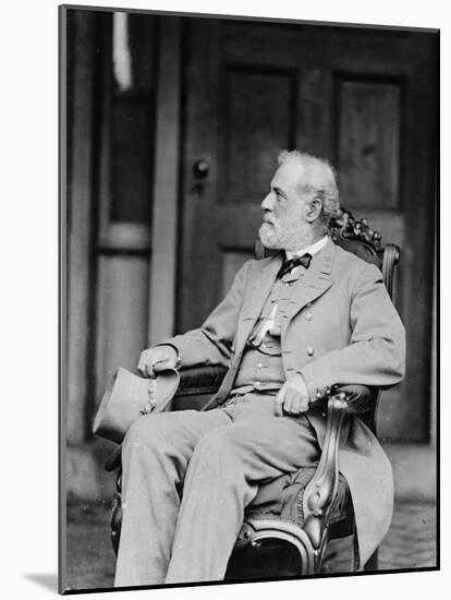 General Robert E. Lee-null-Mounted Photo
