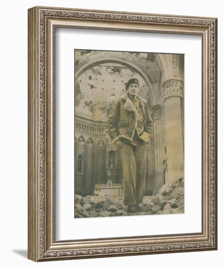 'General Sir Bernard Montgomery, surveys the shell-torn ruins of Fossacesia', 1944-1944-Unknown-Framed Photographic Print