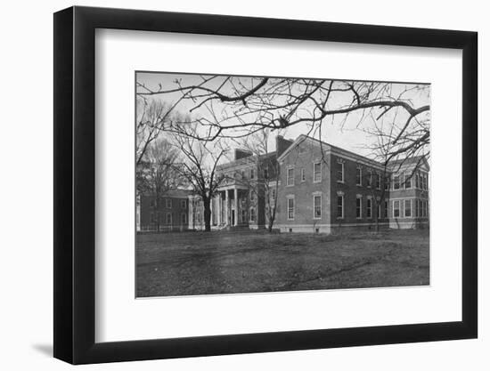 General view, Hospital for the Illinois Central Railroad Company, Paducah, Kentucky, 1922-null-Framed Photographic Print