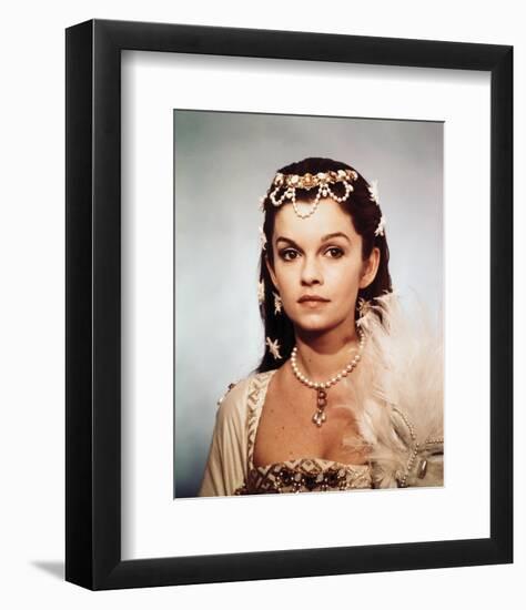 Genevi?ve Bujold - Anne of the Thousand Days-null-Framed Photo