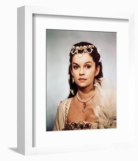 Genevi?ve Bujold - Anne of the Thousand Days-null-Framed Photo