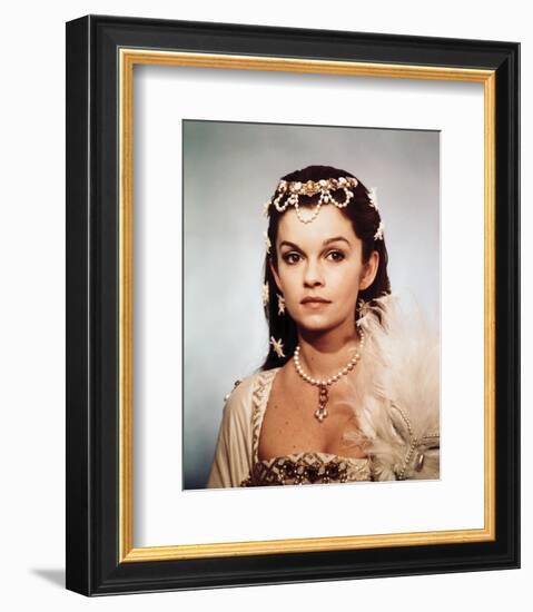 Genevi?ve Bujold - Anne of the Thousand Days-null-Framed Photo