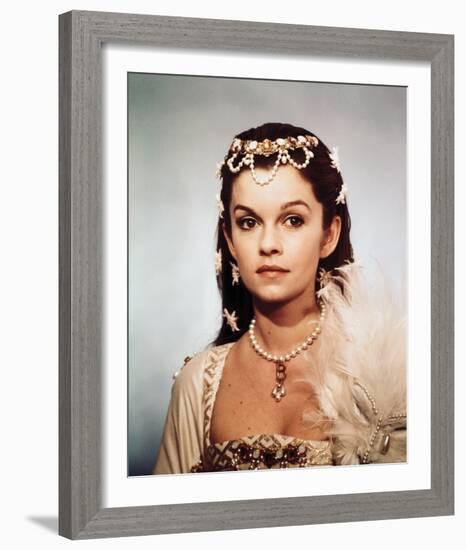 Genevi?ve Bujold - Anne of the Thousand Days-null-Framed Photo