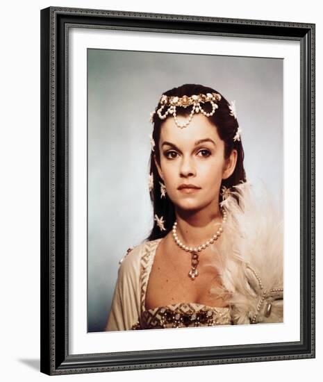 Genevi?ve Bujold - Anne of the Thousand Days-null-Framed Photo