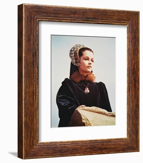 Genevi?ve Bujold - Anne of the Thousand Days-null-Framed Photo