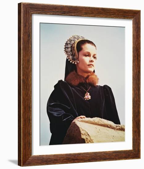 Genevi?ve Bujold - Anne of the Thousand Days-null-Framed Photo