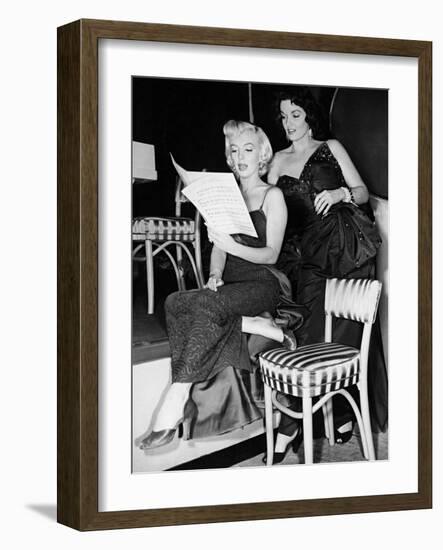 Gentlemen Prefer Blondes, 1953-null-Framed Photographic Print