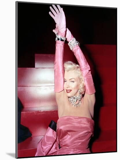 Gentlemen Prefer Blondes, Marilyn Monroe, 1953-null-Mounted Photo