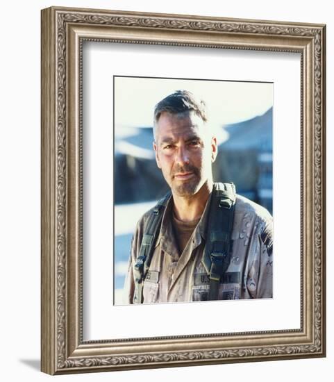 George Clooney - Three Kings-null-Framed Photo