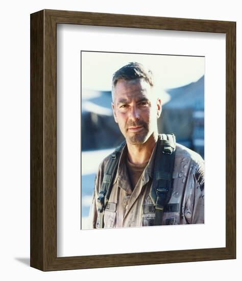 George Clooney - Three Kings-null-Framed Photo