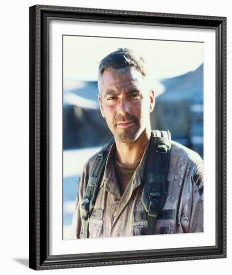 George Clooney - Three Kings-null-Framed Photo