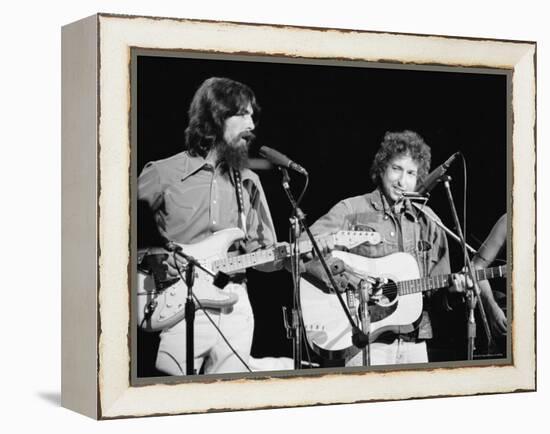 George Harrison and Bob Dylan during the Concert for Bangladesh at Madison Square Garden-Bill Ray-Framed Premier Image Canvas