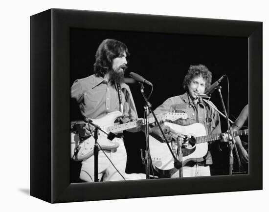 George Harrison and Bob Dylan during the Concert for Bangladesh at Madison Square Garden-Bill Ray-Framed Premier Image Canvas