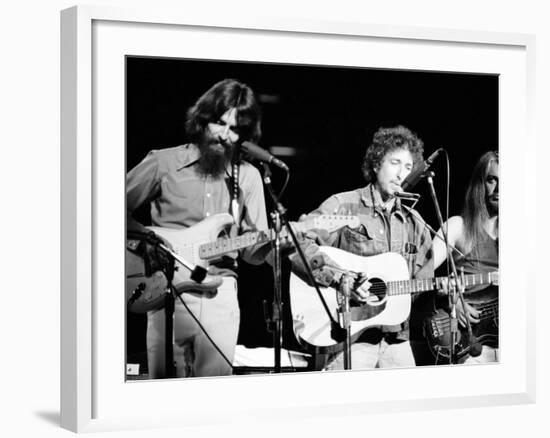 George Harrison, Bob Dylan and Leon Russell Performing for Bangladesh at Madison Square Garden-Bill Ray-Framed Premium Photographic Print