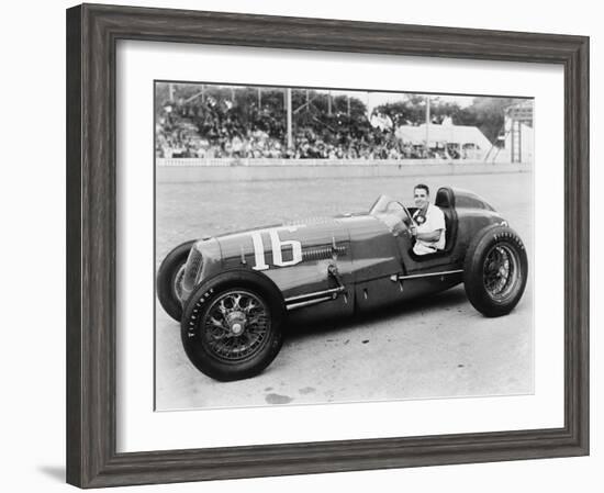 George Robson Was the Winner of the 1946 Indianapolis 500-null-Framed Photo