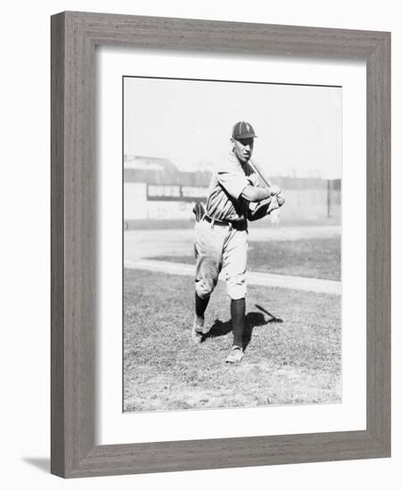 George Whitted, Philadelphia Phillies, Baseball Photo - Philadelphia, PA-Lantern Press-Framed Art Print