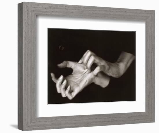 Georgia O'Keeffe (1887-1986)-Alfred Stieglitz-Framed Photographic Print