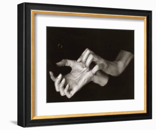 Georgia O'Keeffe (1887-1986)-Alfred Stieglitz-Framed Photographic Print