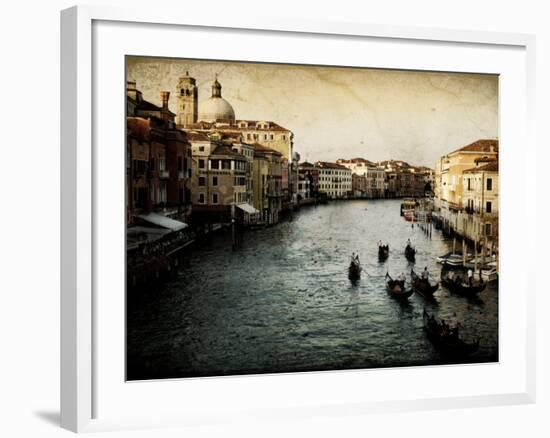 Gere-Tim Kahane-Framed Photographic Print