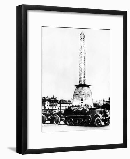 German Artillery Driving Through the Place De La Concorde, Paris, 1940-null-Framed Giclee Print