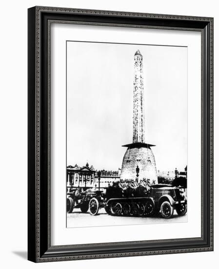 German Artillery Driving Through the Place De La Concorde, Paris, 1940-null-Framed Giclee Print