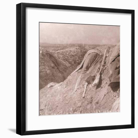 German body, Somme, northern France, c1914-c1918-Unknown-Framed Photographic Print