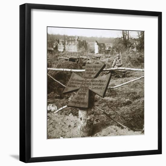 German common grave, c1914-c1918-Unknown-Framed Photographic Print