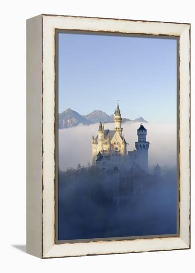 Germany, Bavaria, AllgŠu, Neuschwanstein Castle, Fog-Herbert Kehrer-Framed Premier Image Canvas