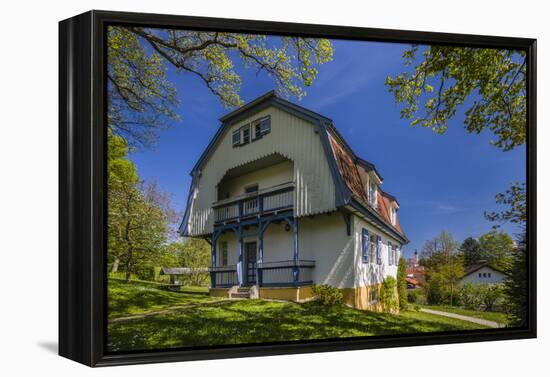 Germany, Bavaria, Upper Bavaria, Pfaffenwinkel, Murnau Near Staffelsee Lake, MŸnter House-Udo Siebig-Framed Premier Image Canvas