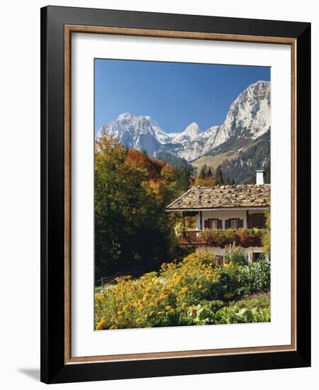 Germany, Berchtesgadener Land District, Ramsau, Farmhouse, Mountains, Reiter Alpe-Thonig-Framed Photographic Print